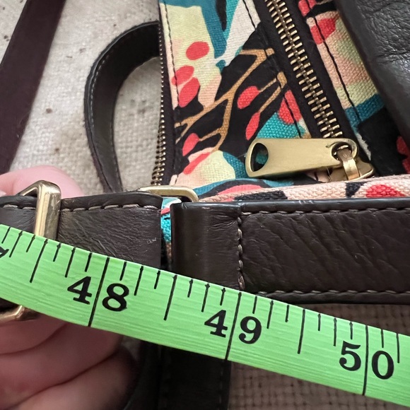 Fossil Cross Body Bag - Picture 5 of 6